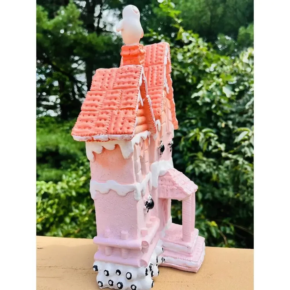 Halloween Haunted Light-Up Pink Gingerbread Ghost House Candy Decor 13.5” NWT